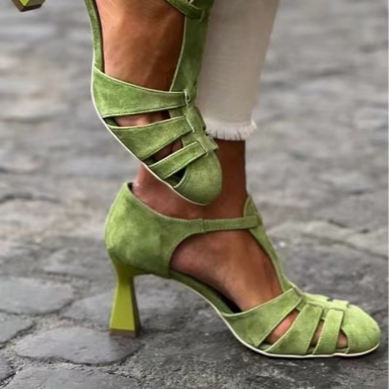 Summer Clothing Elegant - Damskie zielone zamszowe sandały na niskim